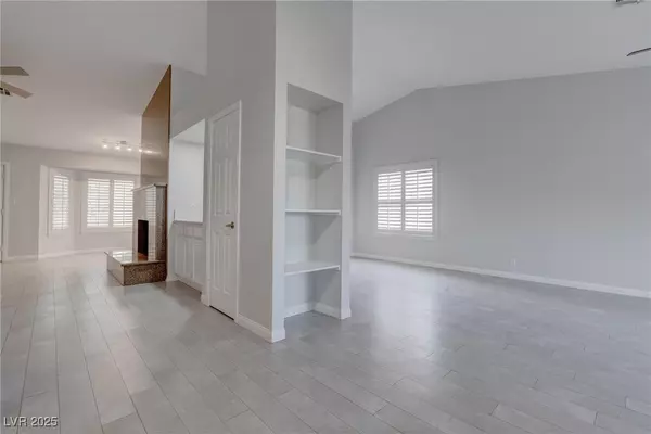 Las Vegas, NV 89117,1516 Frandosa LN
