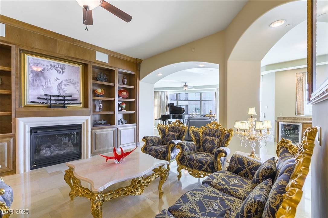 Las Vegas, NV 89145,9101 Alta DR #301