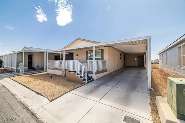 Pahrump, NV 89048,581 Montecito DR