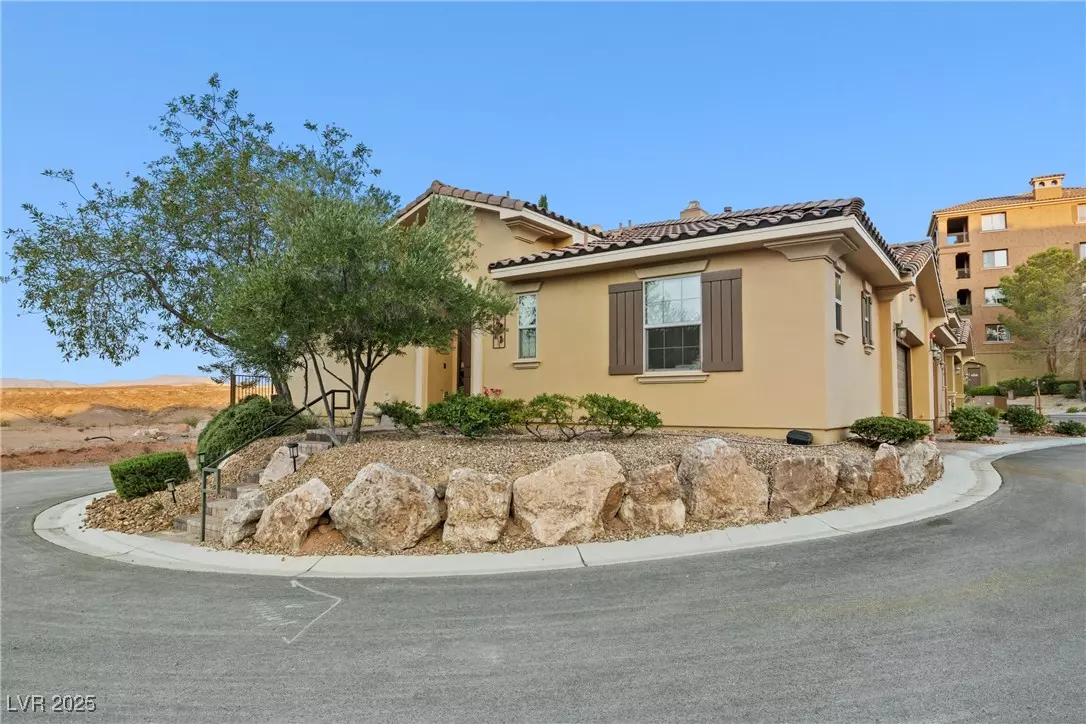 Henderson, NV 89011,4 Via Centrale #1