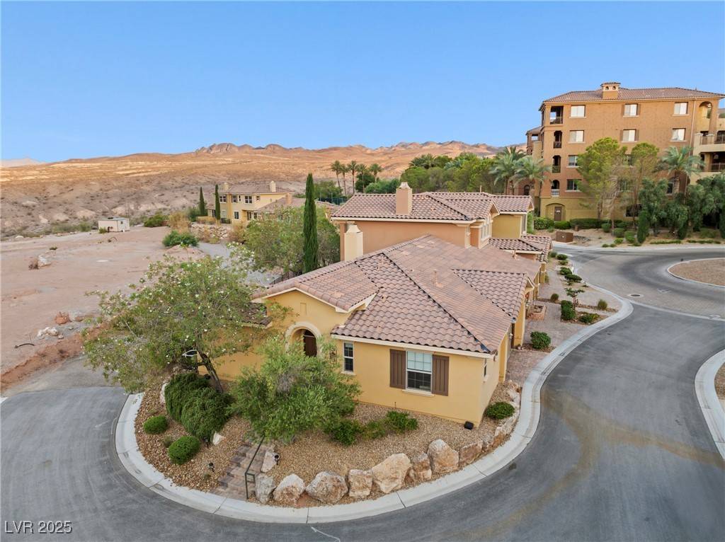 Henderson, NV 89011,4 Via Centrale #1