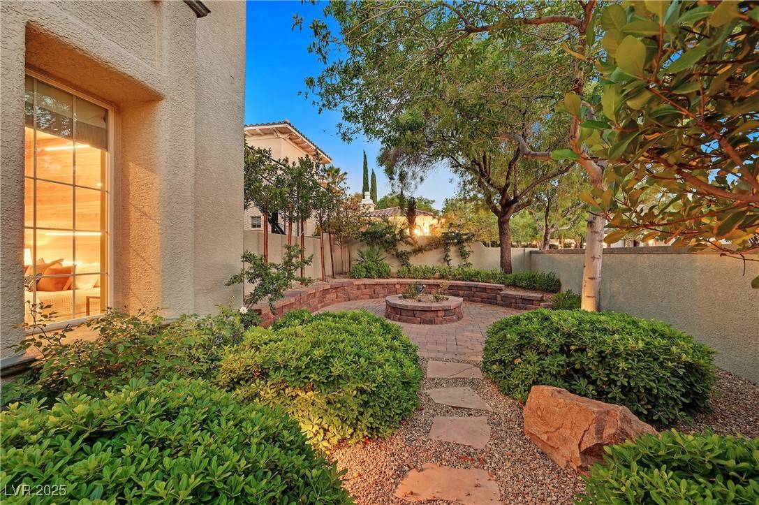 Las Vegas, NV 89144,1404 Reisling CT