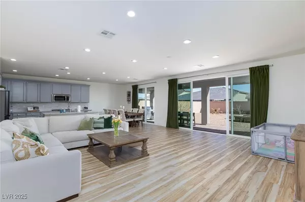 Las Vegas, NV 89178,10095 Ferton Lake AVE