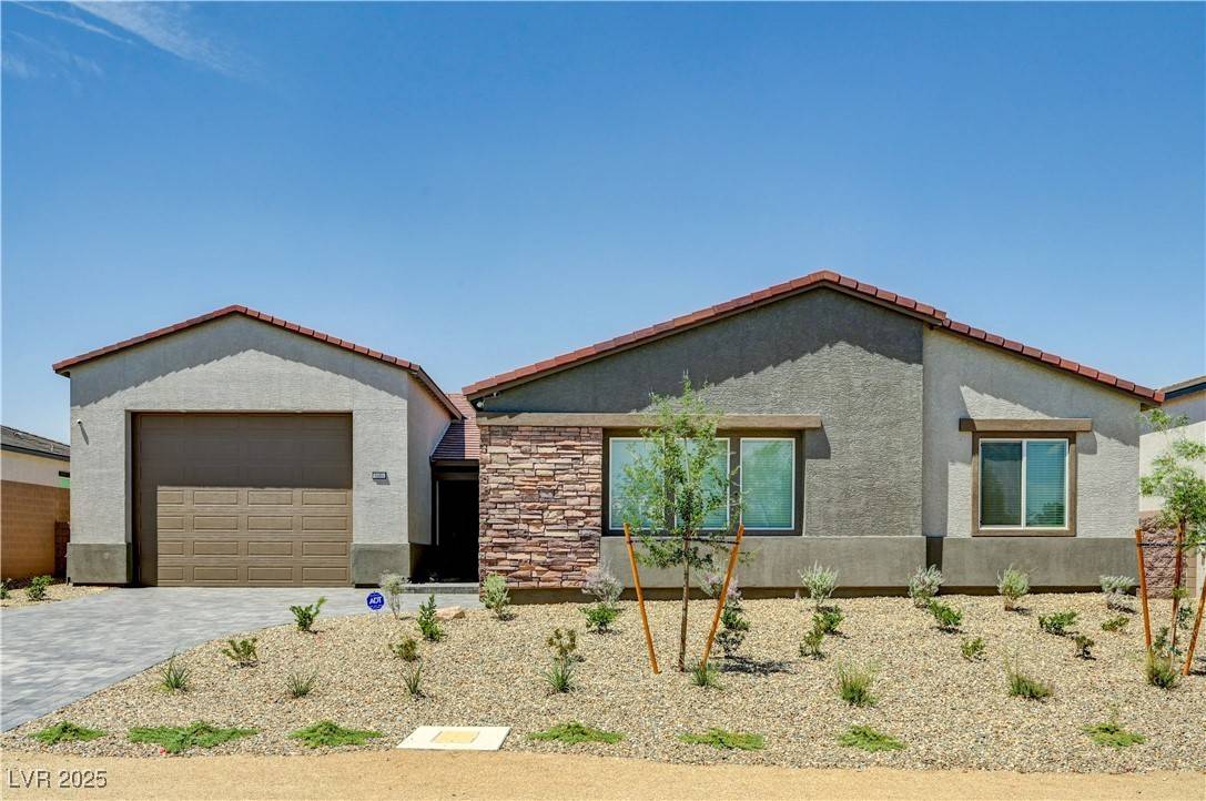 9486 W Hammer LN, Las Vegas, NV 89149