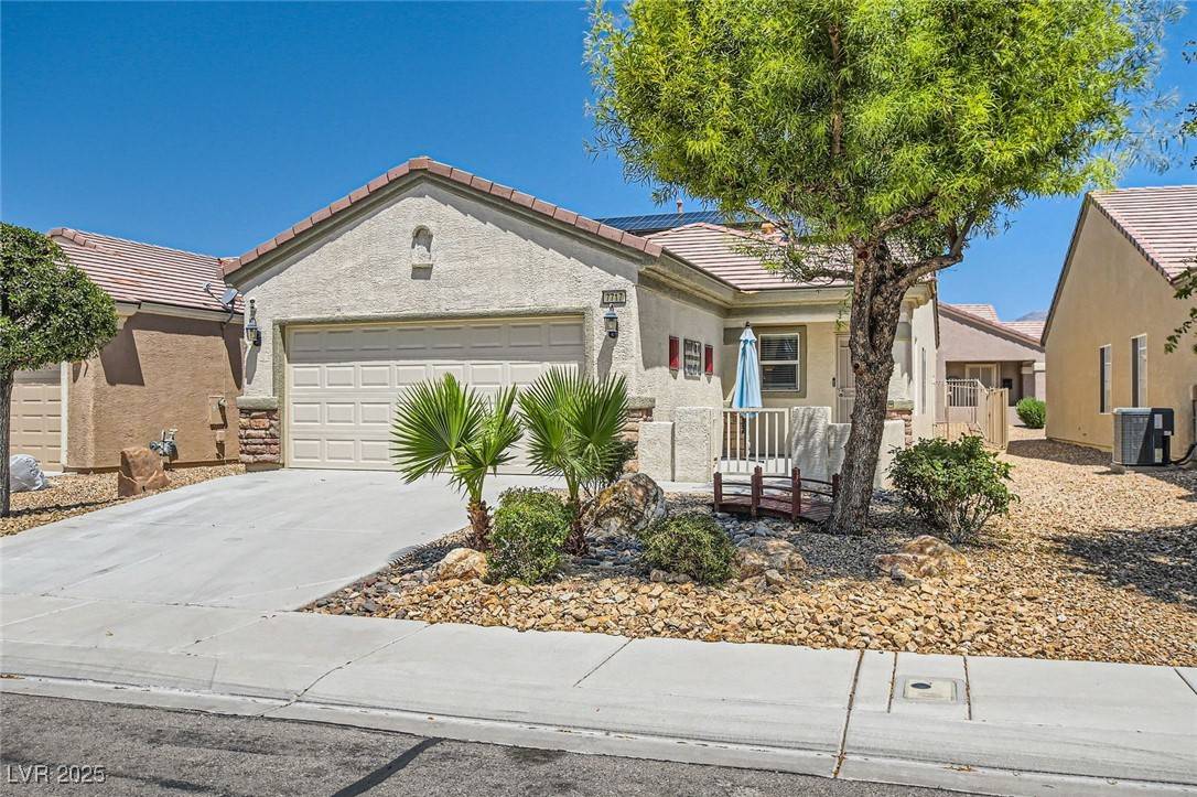 North Las Vegas, NV 89084,7717 Pine Warbler WAY