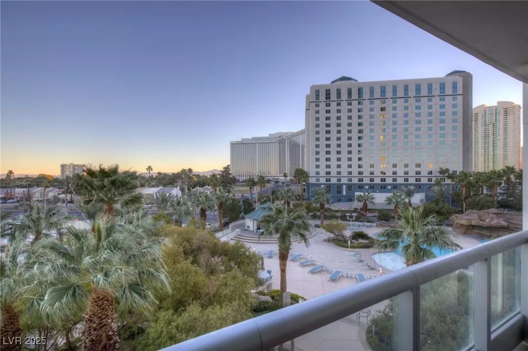 Las Vegas, NV 89109,322 Karen AVE #301