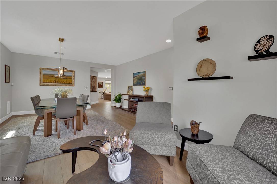 Henderson, NV 89002,15 Imposing Knoll AVE