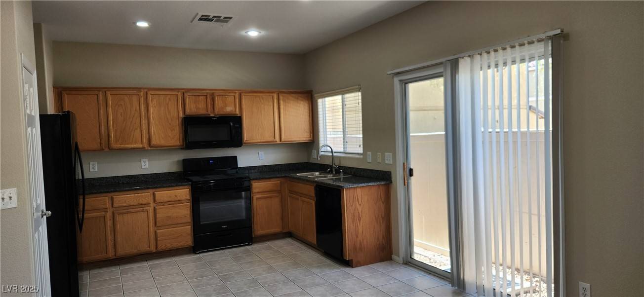 Las Vegas, NV 89148,9945 CONCHO RIVER AVE
