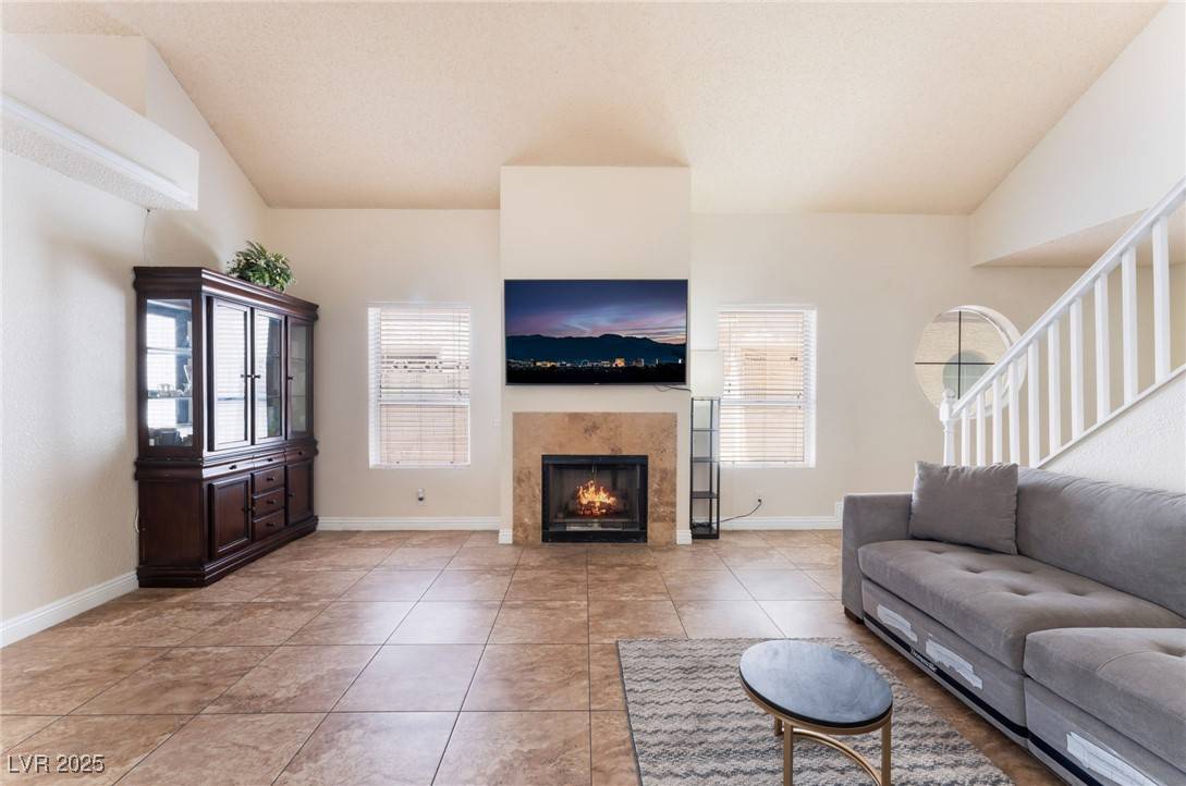 Las Vegas, NV 89145,309 Clifton Heights DR