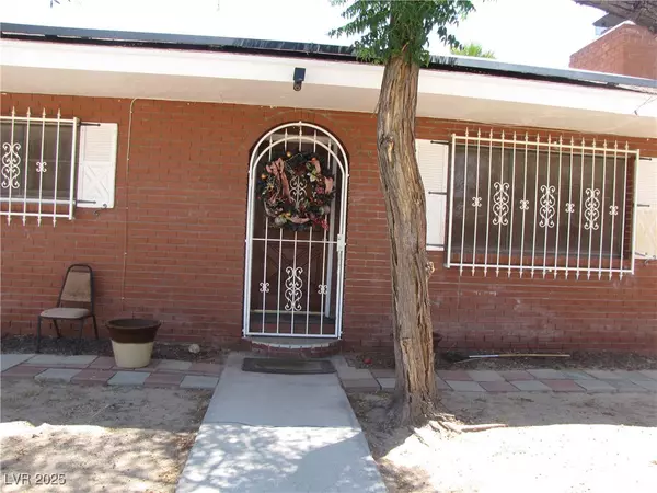 Las Vegas, NV 89119,4950 Burnham AVE