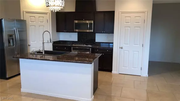 Las Vegas, NV 89166,10819 Leatherstocking AVE