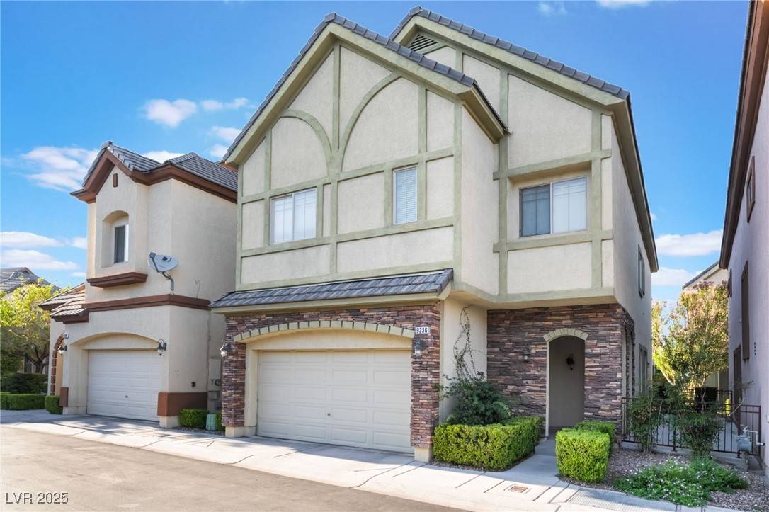 Las Vegas, NV 89145,9236 Whitekirk PL