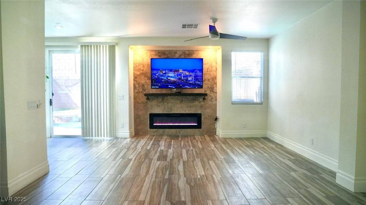 Las Vegas, NV 89147,9652 Gisborn DR