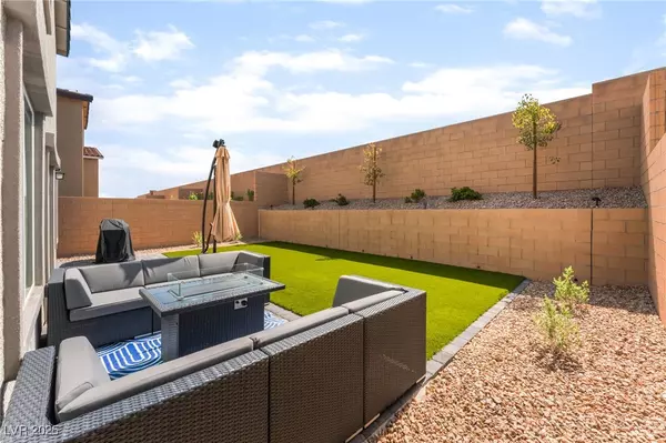 Las Vegas, NV 89166,7211 Alabaster Peak ST