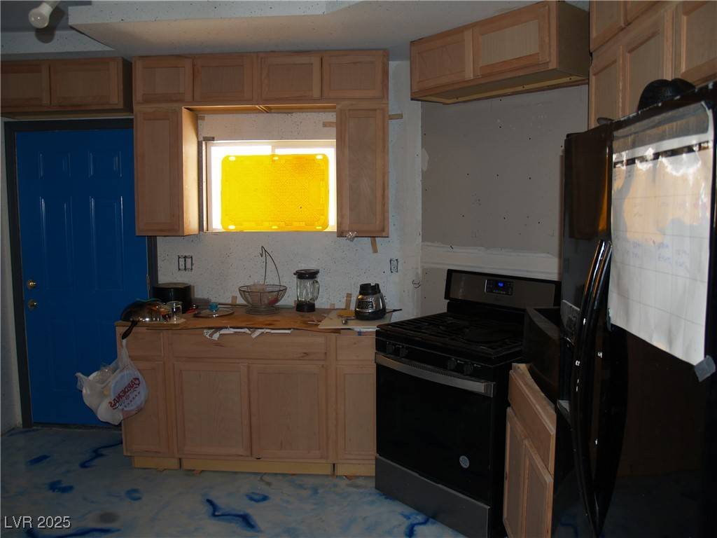 Las Vegas, NV 89122,5068 Killarney ST