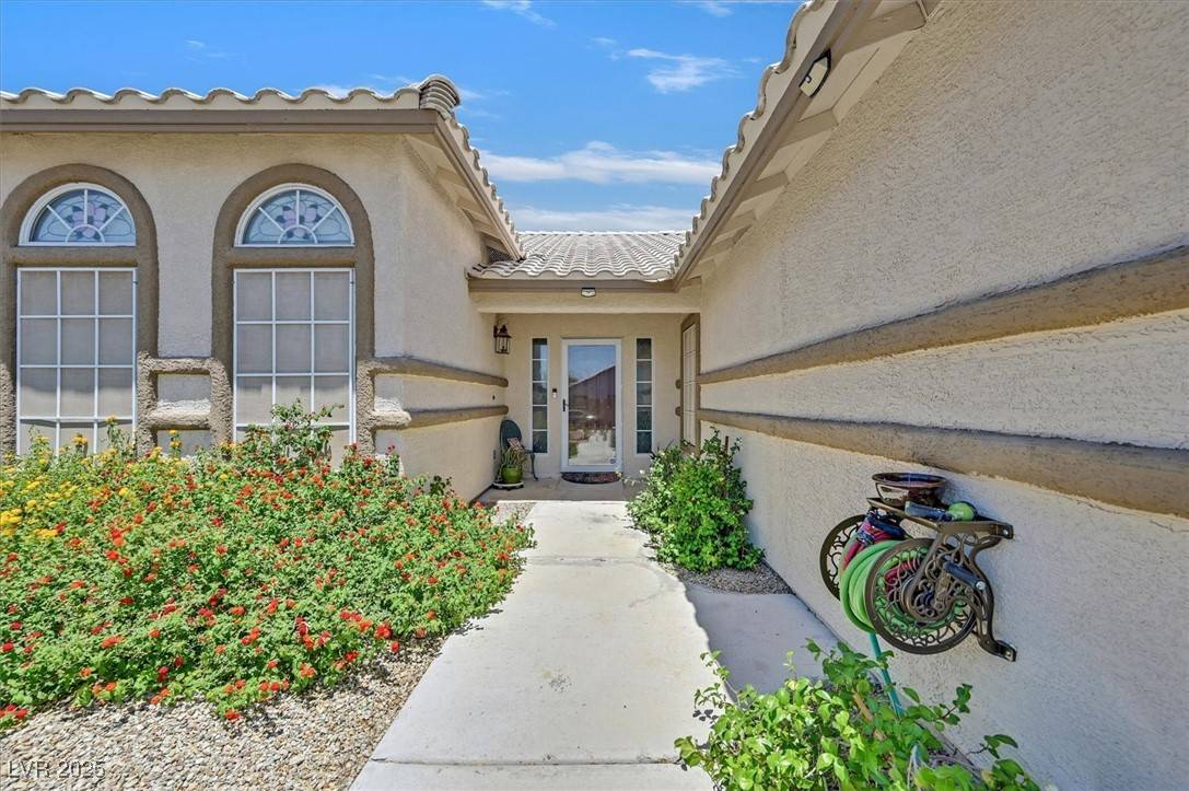 Las Vegas, NV 89130,6920 Haven Hollow AVE