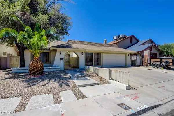 Las Vegas, NV 89103,6822 Garden Grove AVE