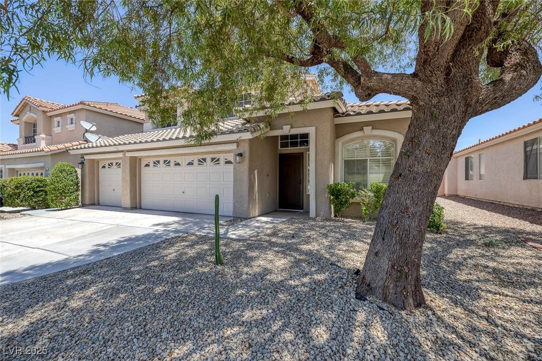 Henderson, NV 89012,12 Golden View ST