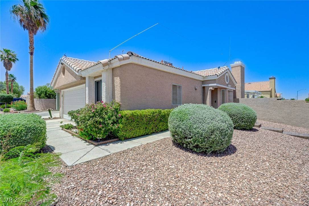 Las Vegas, NV 89119,7019 Shadow Crest DR