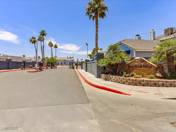 Las Vegas, NV 89122,5861 Medallion DR #202