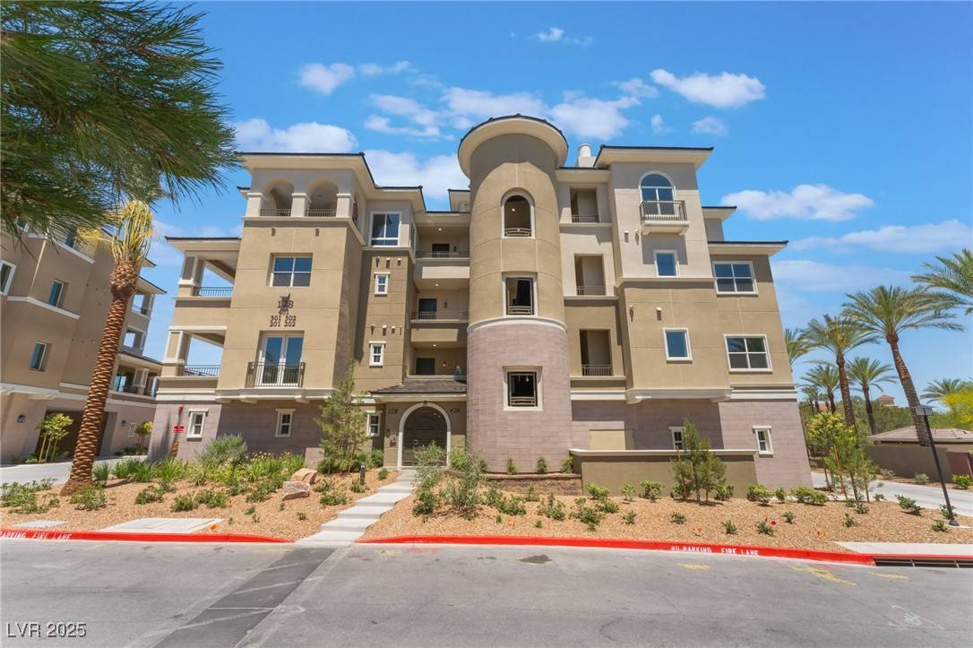 128 Los Cabos DR #202, Las Vegas, NV 89144