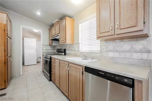 Las Vegas, NV 89122,4585 Sonia Rose LN