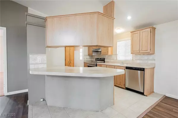 Las Vegas, NV 89122,4585 Sonia Rose LN