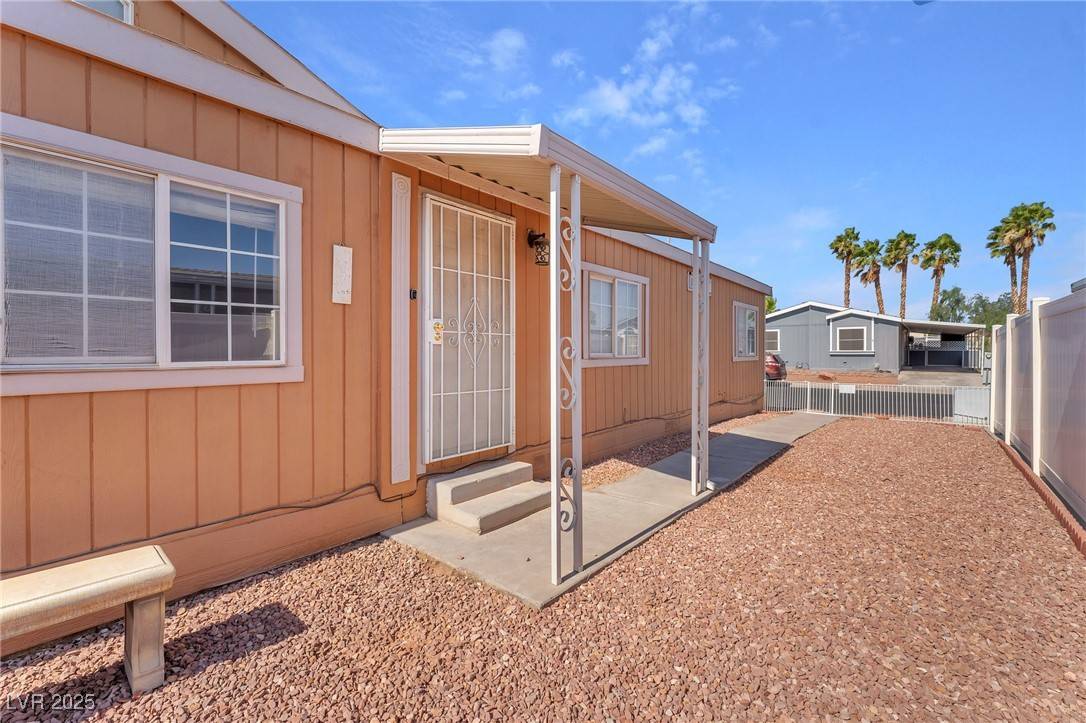 4561 Sonia Rose LN, Las Vegas, NV 89122
