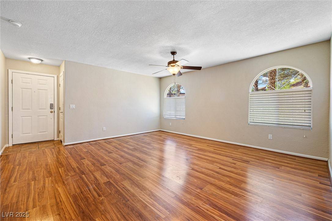 Las Vegas, NV 89117,9325 W Desert Inn RD #104