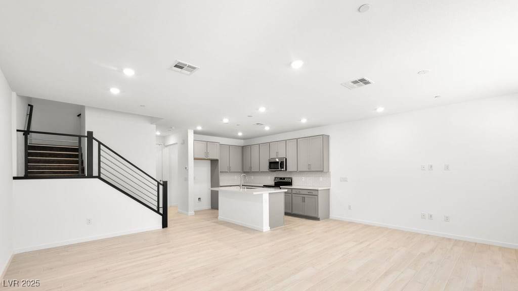 Las Vegas, NV 89138,1485 Melodic Lark LN