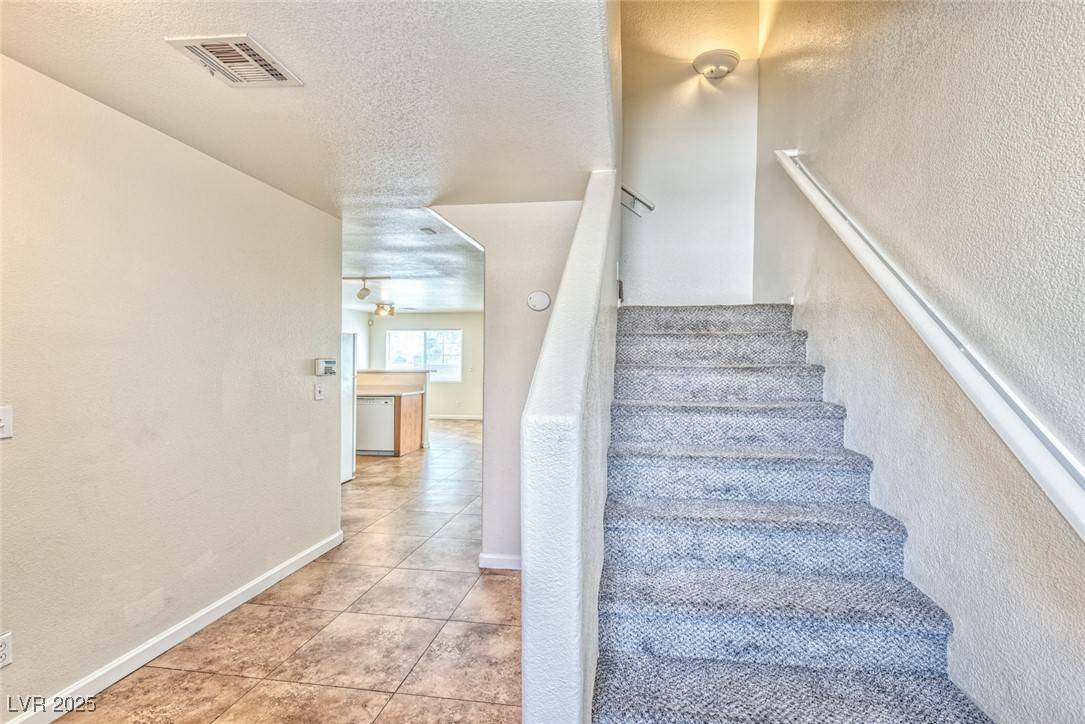 Las Vegas, NV 89106,2633 Sierra Seco AVE #101