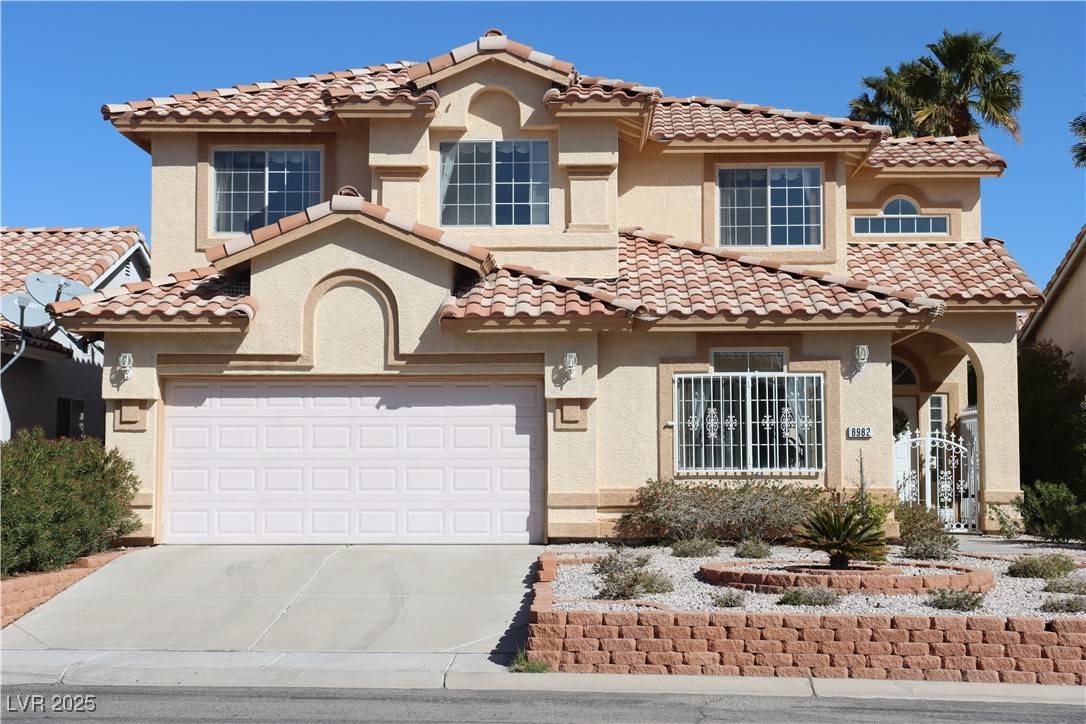 Las Vegas, NV 89147,8982 Emerald Waters CT