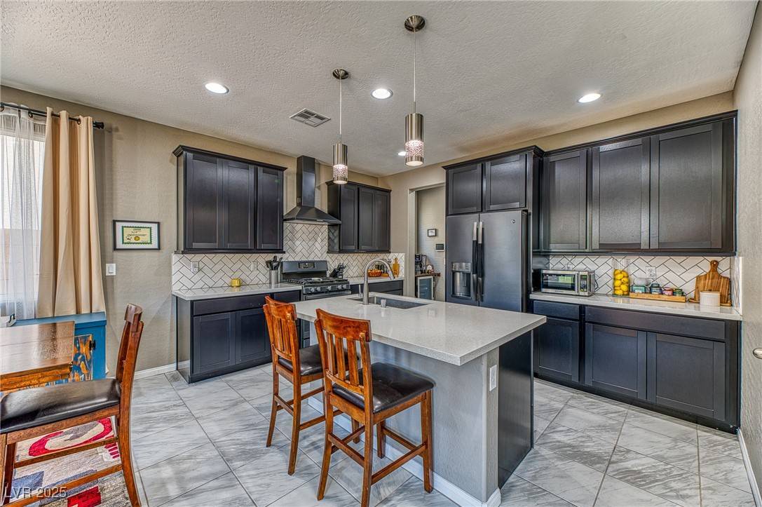 10042 Bismuth ST, Las Vegas, NV 89183