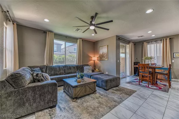 Las Vegas, NV 89183,10042 Bismuth ST