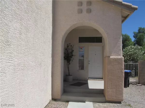 North Las Vegas, NV 89081,4626 Rockpine DR