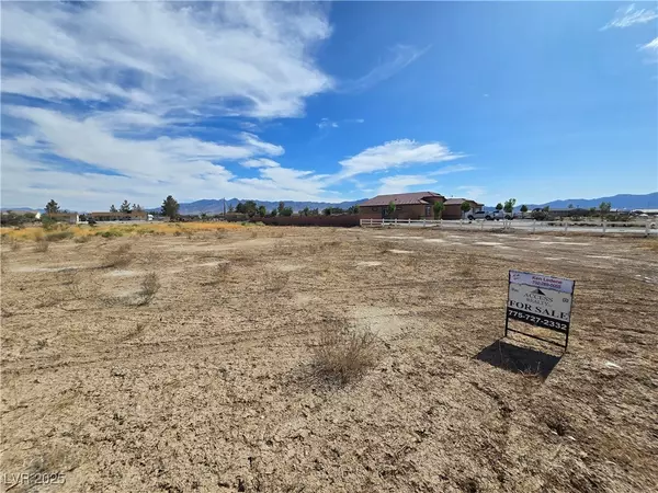 Pahrump, NV 89048,301 W Hallsway ST