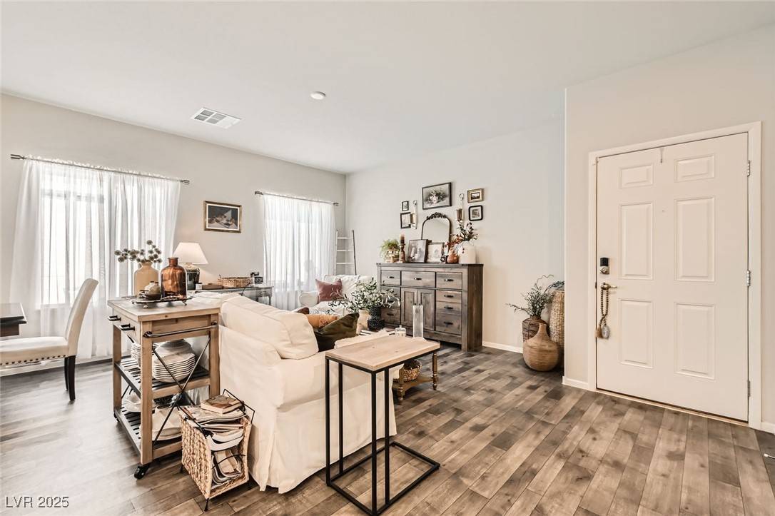 North Las Vegas, NV 89084,7533 Garnet Moon ST