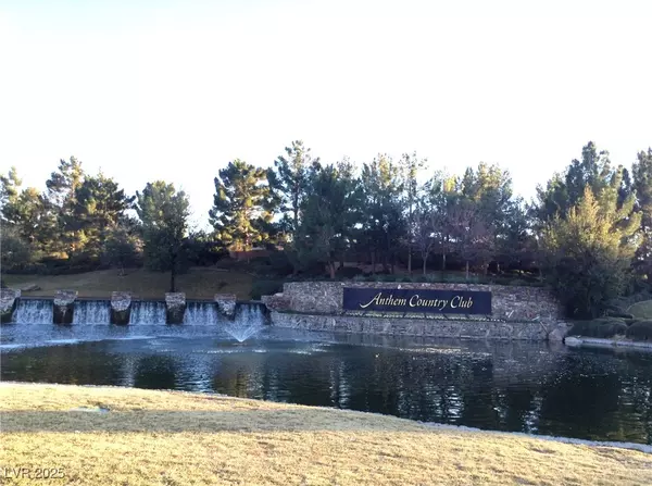 Henderson, NV 89052,35 Emerald Dunes CIR