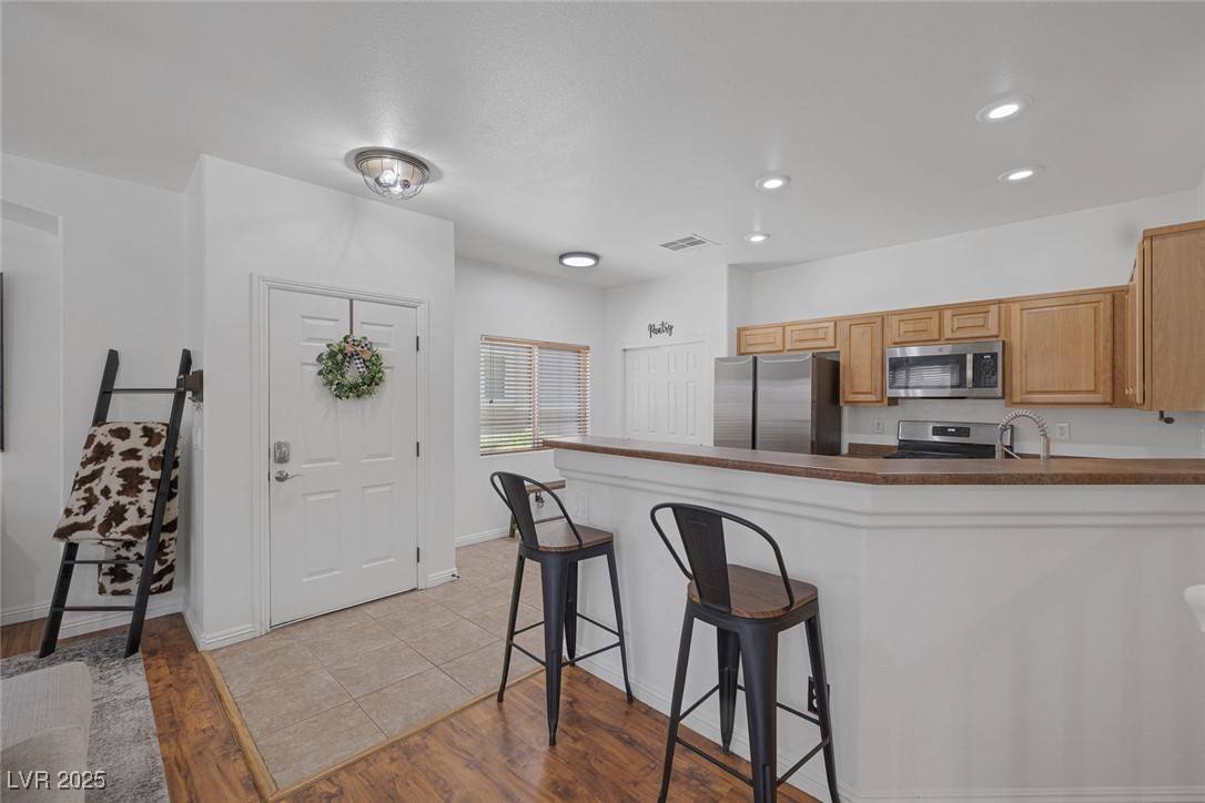 Las Vegas, NV 89178,8639 Horizon Wind AVE #102