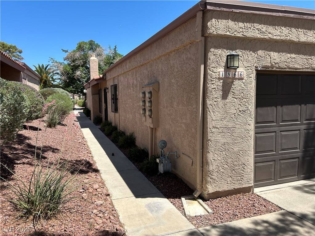 Las Vegas, NV 89119,1866 Camino Verde LN