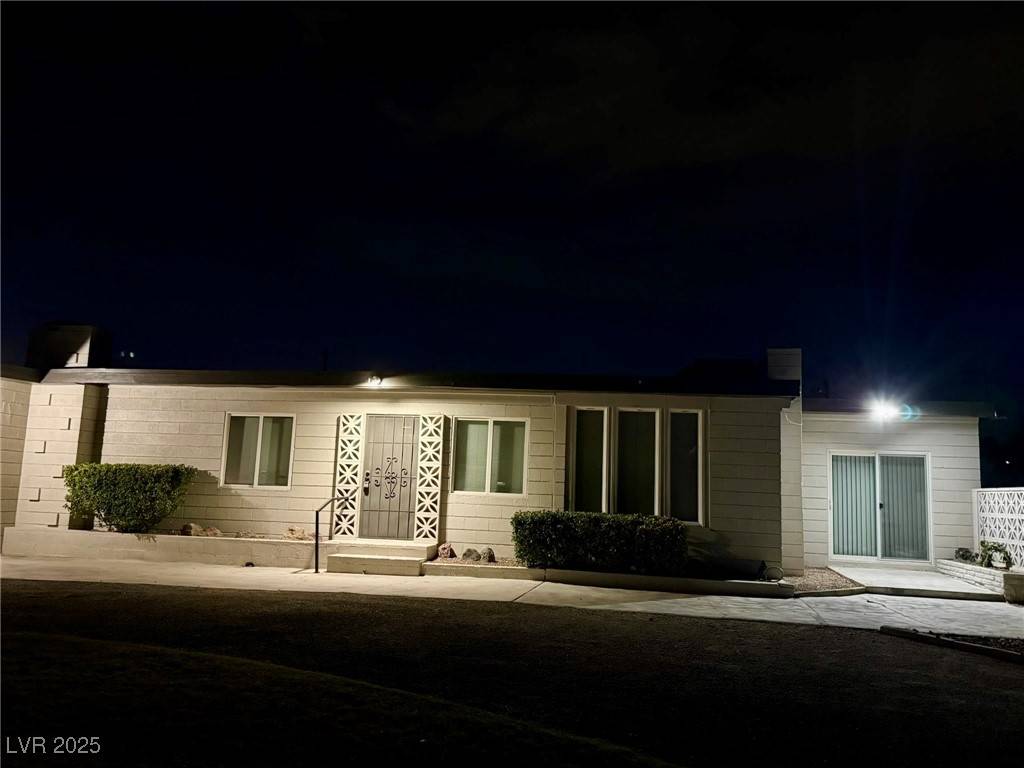 Las Vegas, NV 89108,5617 Alfred DR