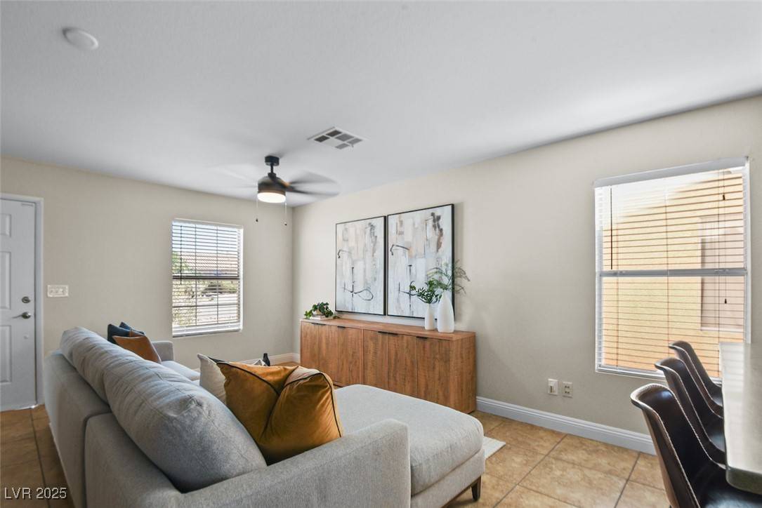 Henderson, NV 89011,612 Moontide CT