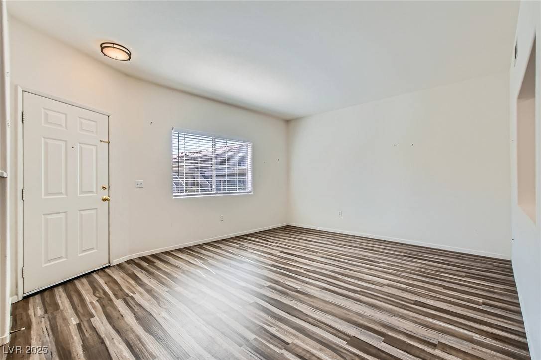 North Las Vegas, NV 89032,1881 W Alexander RD #1092