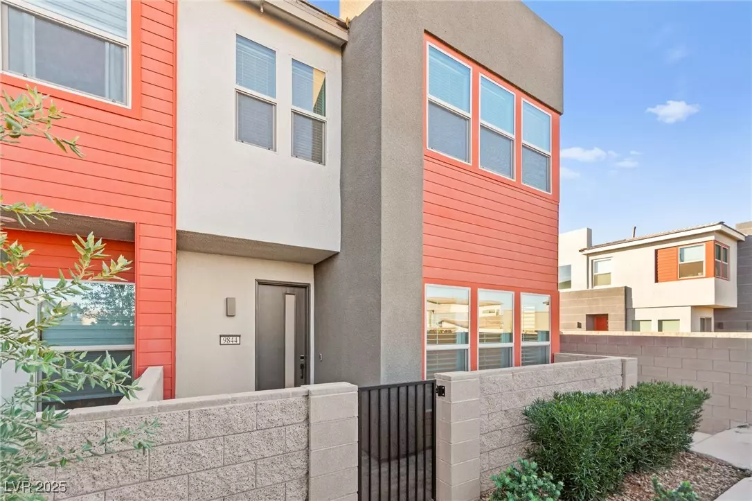 Las Vegas, NV 89141,9844 Kings Glen ST