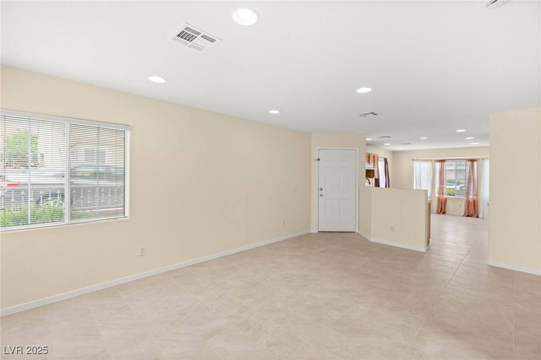 Las Vegas, NV 89129,10437 Coyote Cub AVE