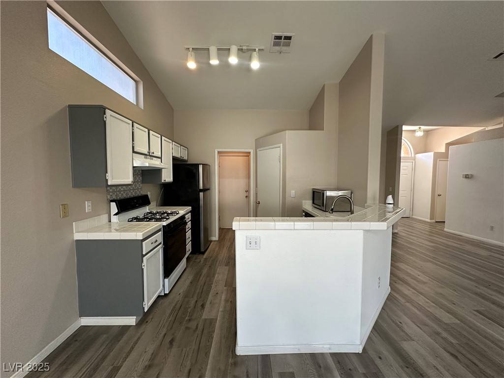 North Las Vegas, NV 89032,1616 Watercreek DR