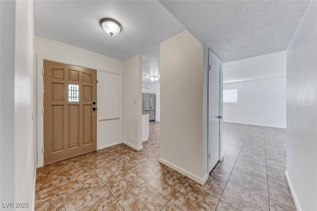 Las Vegas, NV 89107,6204 Parsifal PL