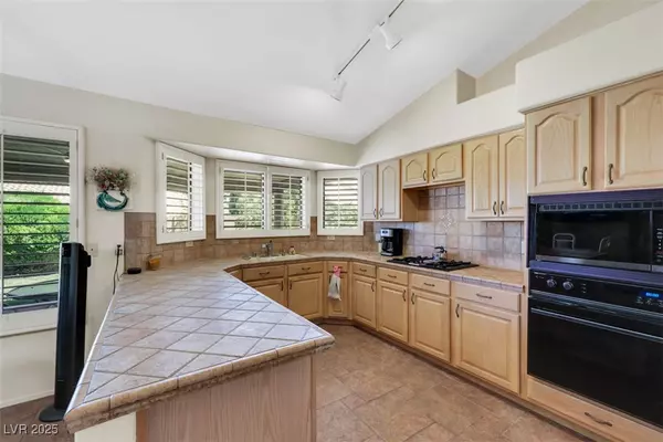 Las Vegas, NV 89128,2216 Sapphire Valley ST