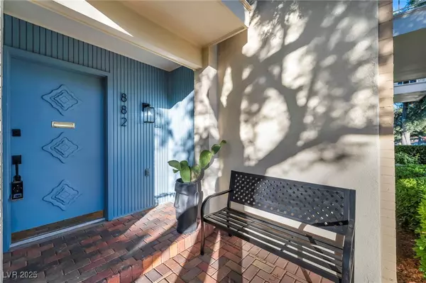 Las Vegas, NV 89109,882 Tam O Shanter