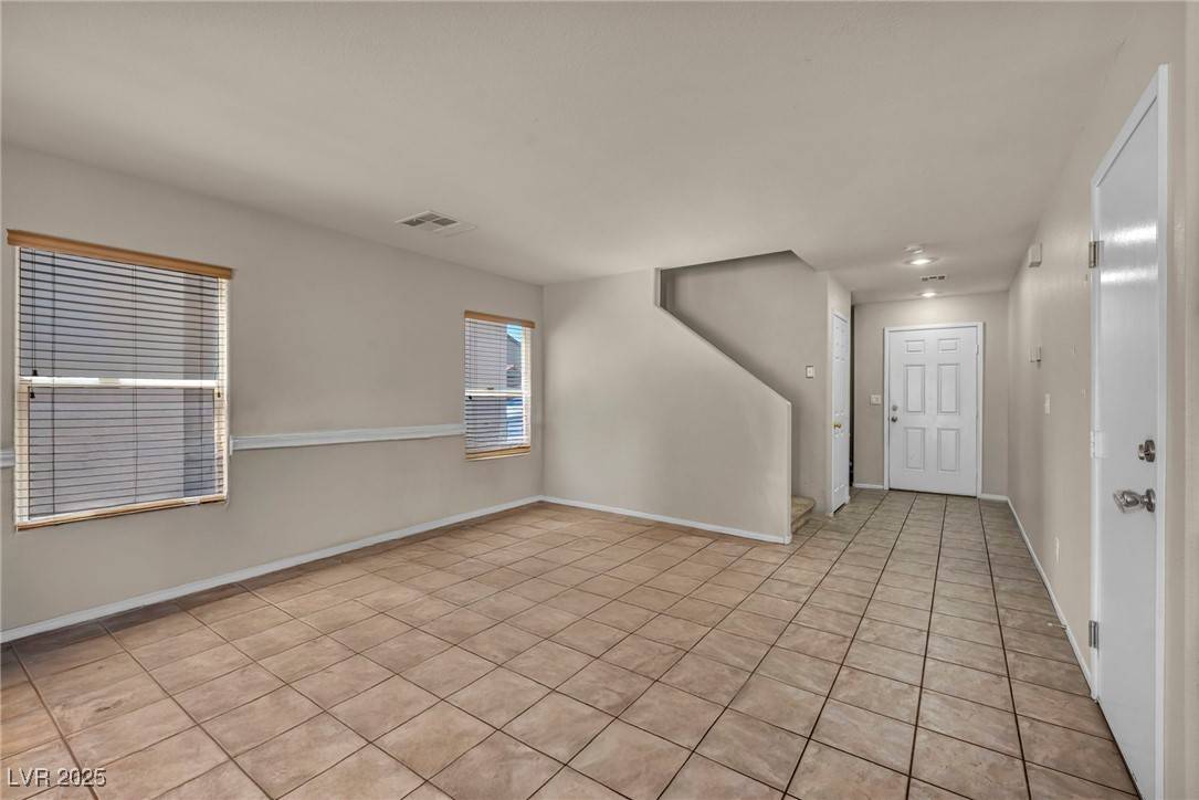 Las Vegas, NV 89141,6377 W Haleh AVE